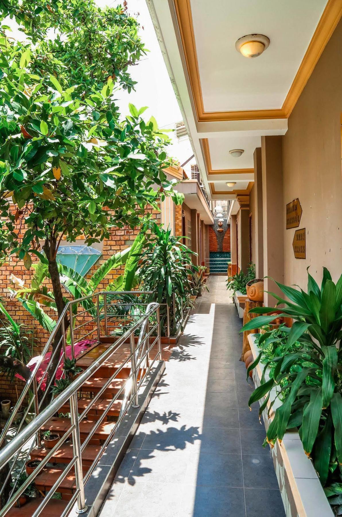 Vien Ngoc Xanh Hotel 1 Ho-Chi-Minh-Stadt Exterior foto